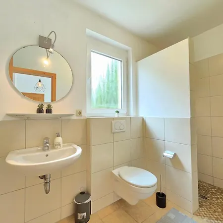 Σπίτι διακοπών 200 Qm Haus In *